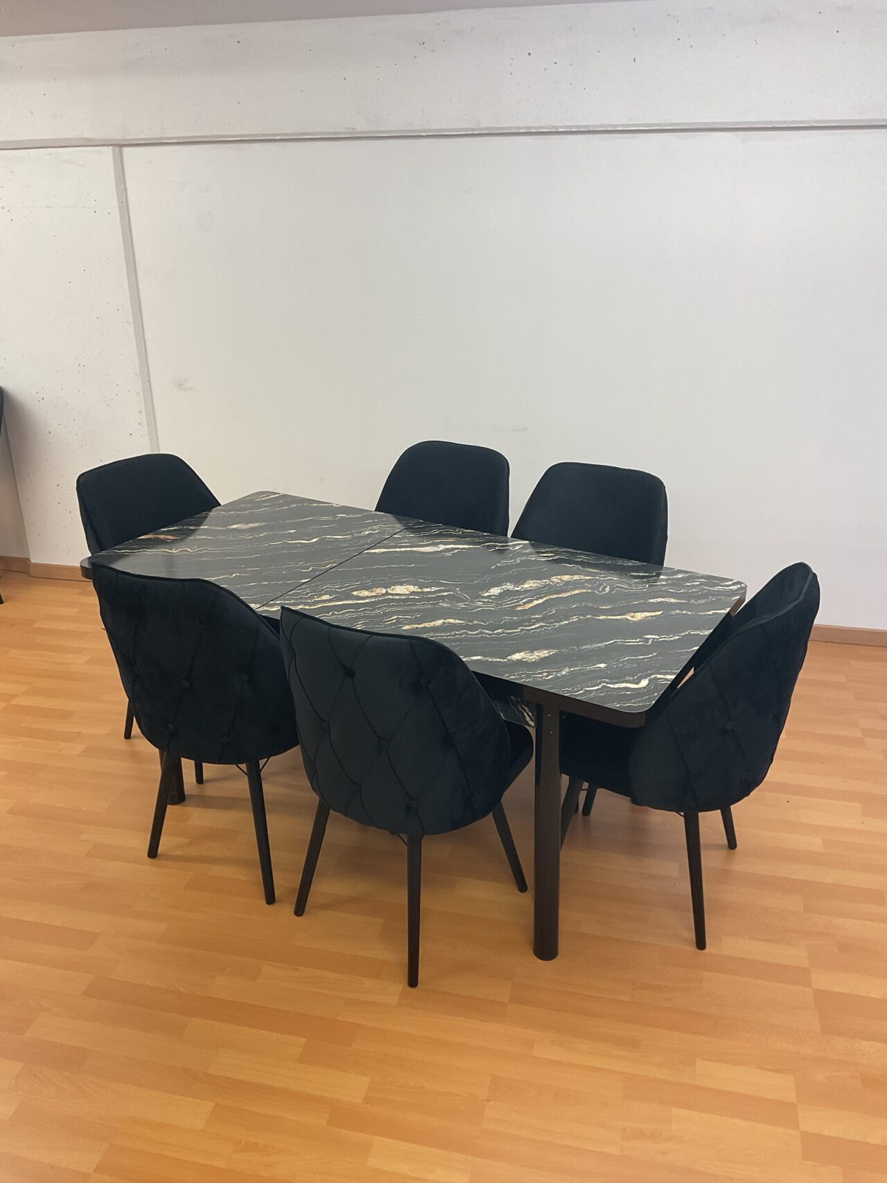 SALLE À MANGER LEXUS 6 chaises en velours anti taches + table extensible – Image 23