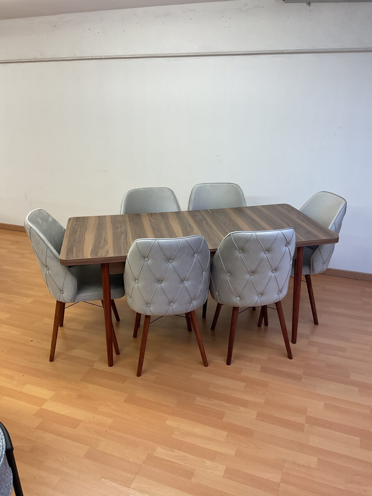 SALLE À MANGER LEXUS 6 chaises en velours anti taches + table extensible – Image 7