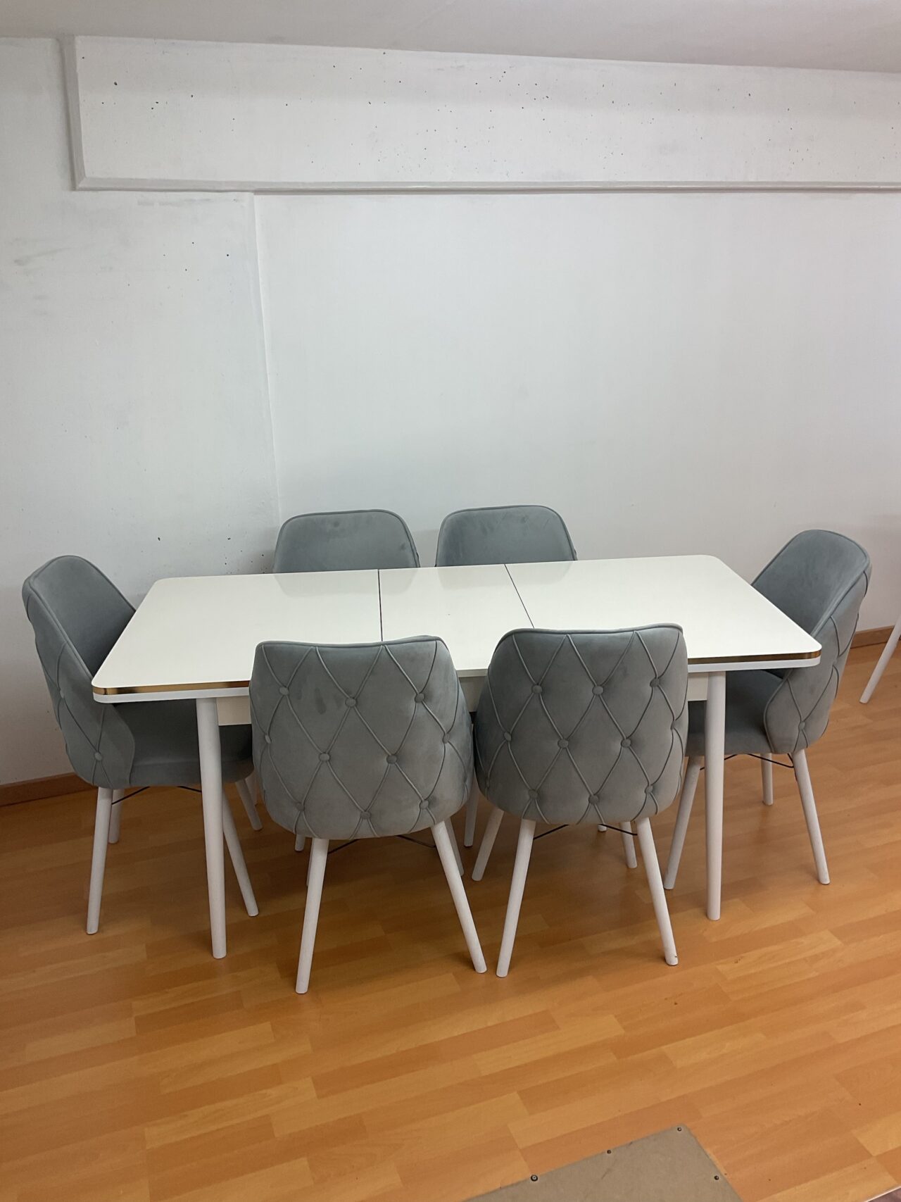 SALLE À MANGER LEXUS 6 chaises en velours anti taches + table extensible – Image 11