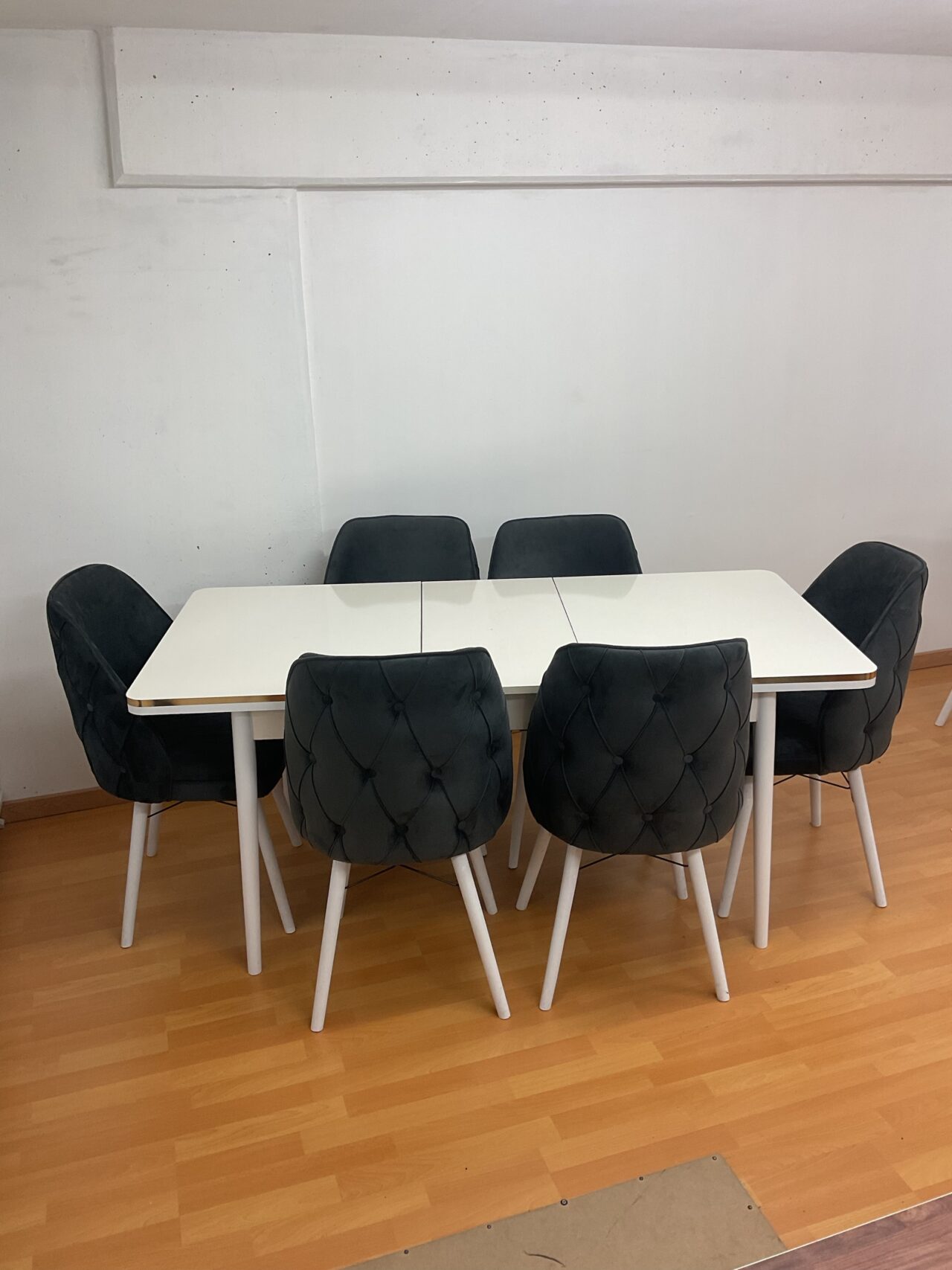 SALLE À MANGER LEXUS 6 chaises en velours anti taches + table extensible – Image 16