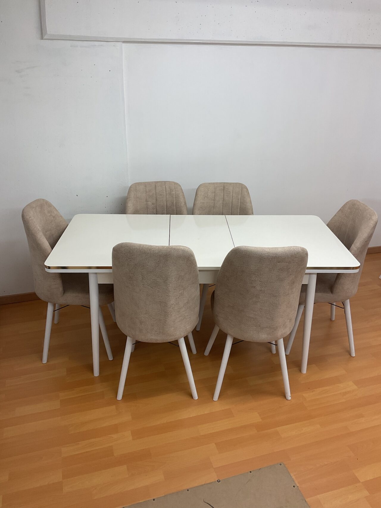 SALLE À MANGER SUZANNE lot de 4 ou 6 chaises en tissus anti taches + table extensible – Image 17