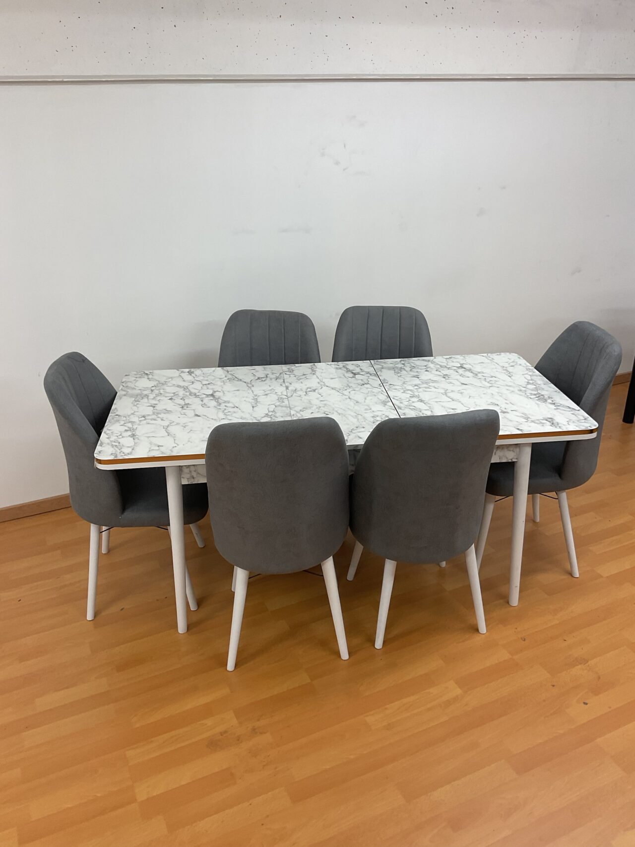 SALLE À MANGER SUZANNE lot de 4 ou 6 chaises en tissus anti taches + table extensible – Image 11