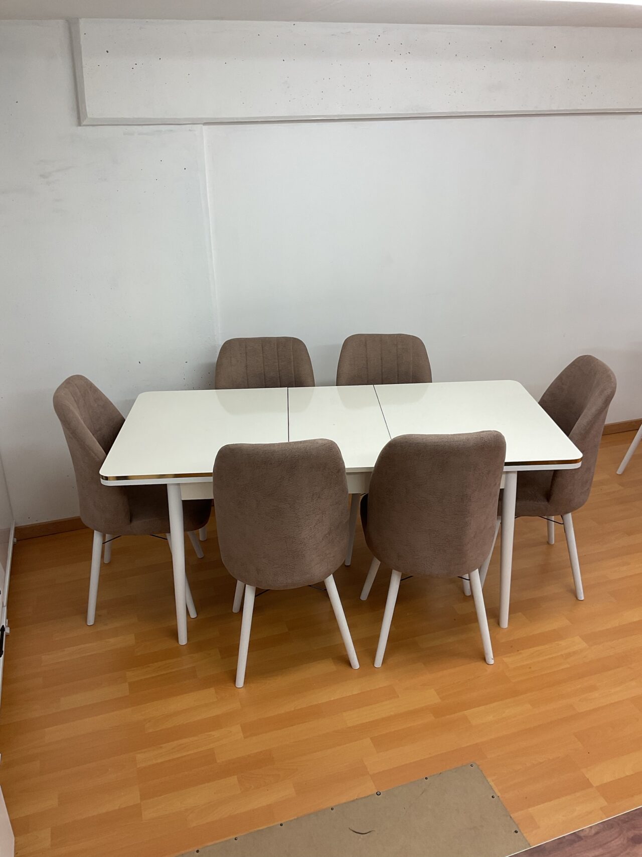 SALLE À MANGER SUZANNE lot de 4 ou 6 chaises en tissus anti taches + table extensible – Image 46