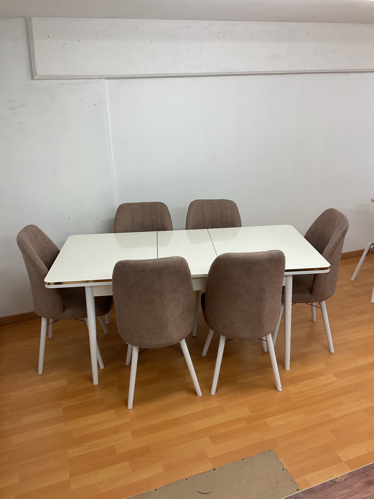 SALLE À MANGER SUZANNE lot de 4 ou 6 chaises en tissus anti taches + table extensible – Image 44
