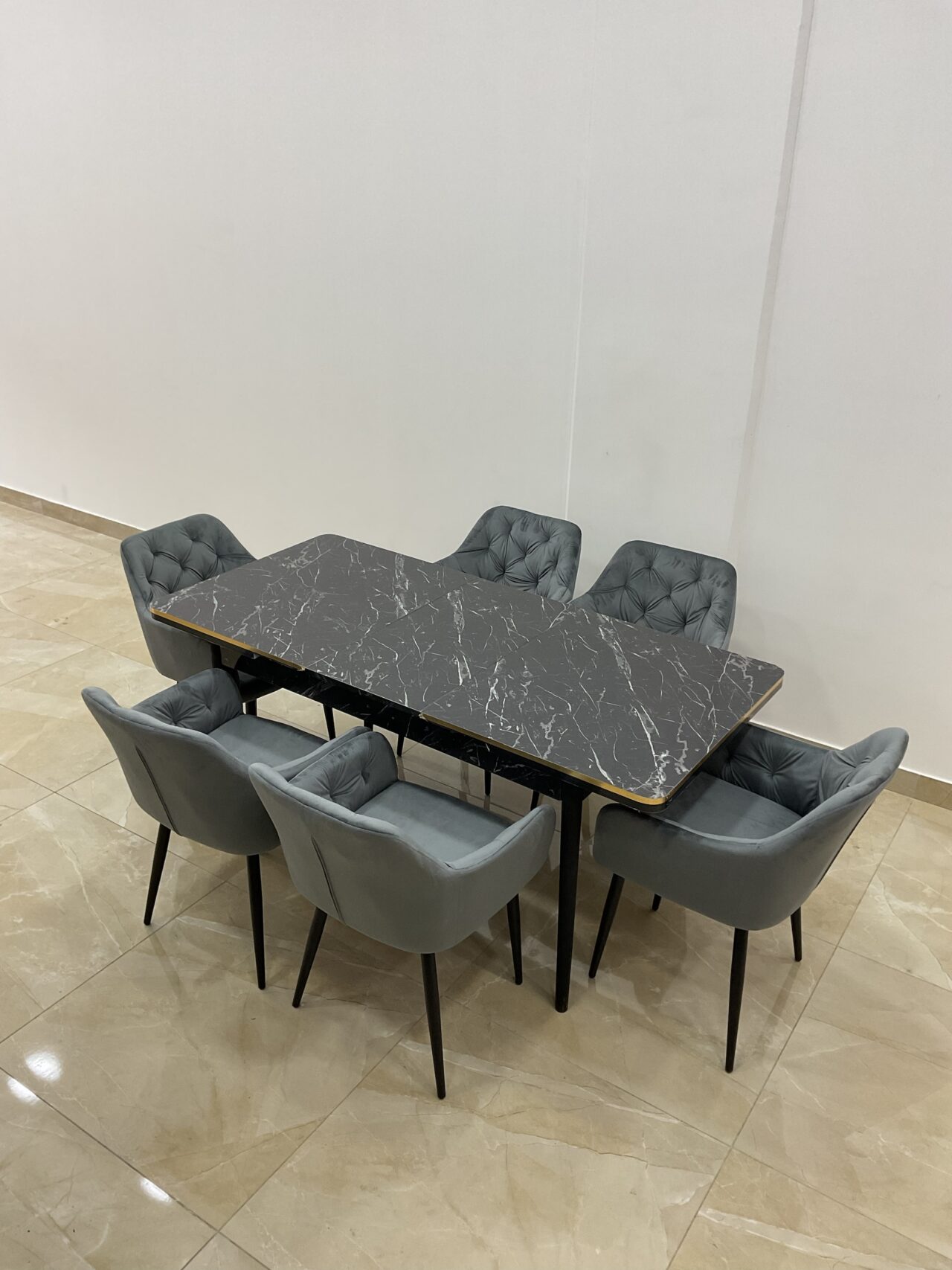 Salle à manger MARIO 6 chaises + table extensible