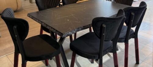 SALLE À MANGER TRAVERTIN