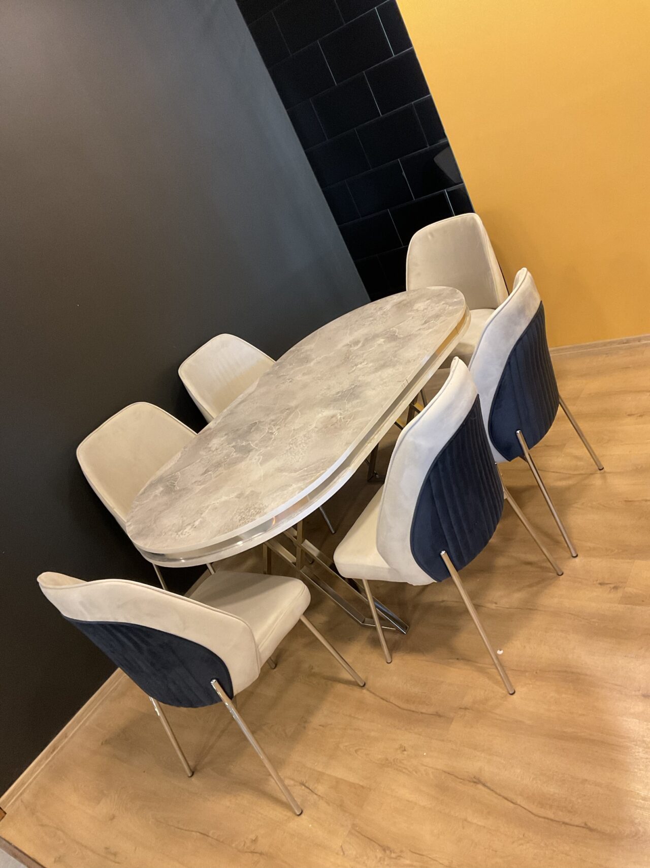 SALLE A MANGER CALIFORNIE – Image 2