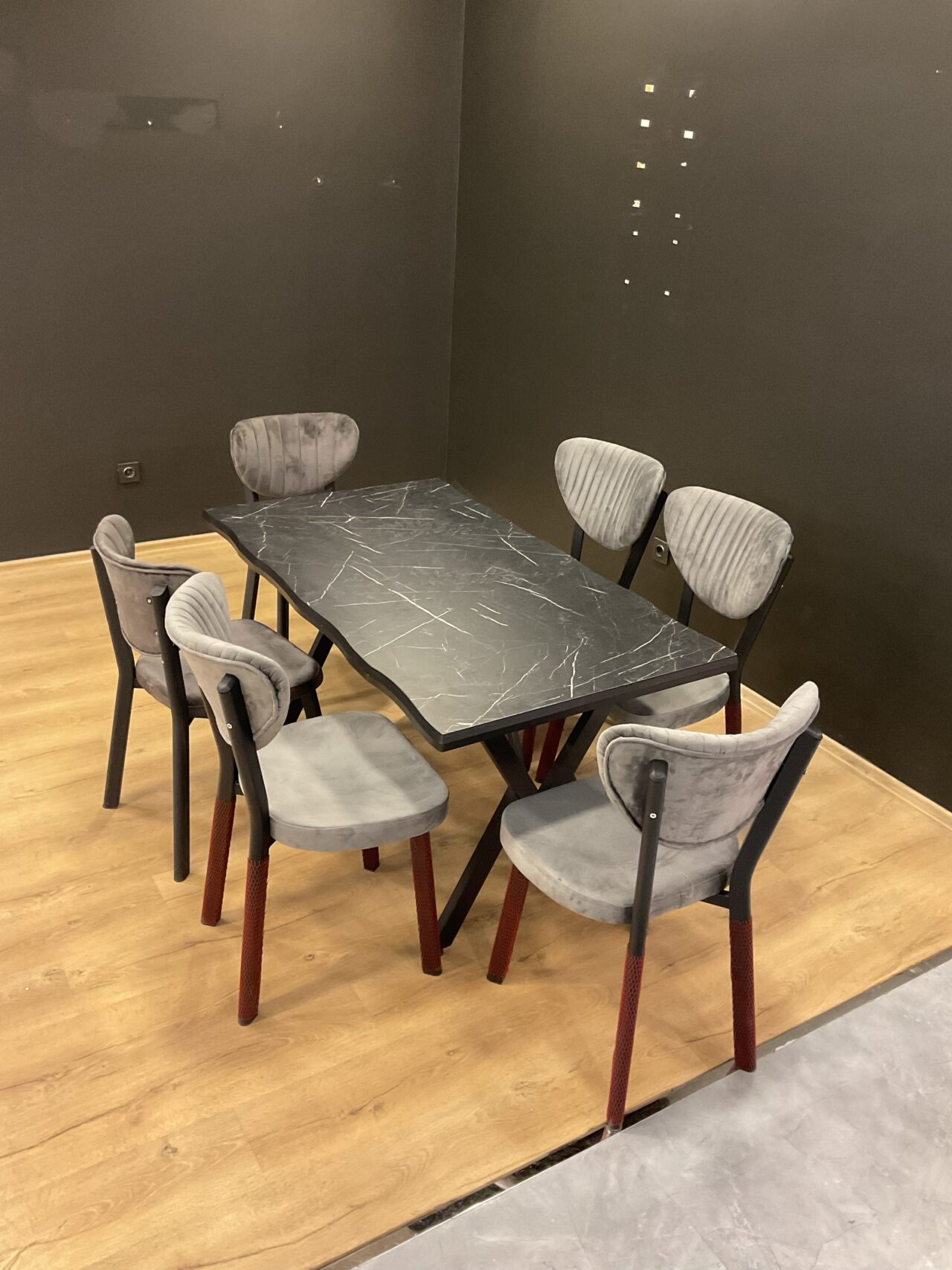 6 CHAISES NILUFER – Image 2