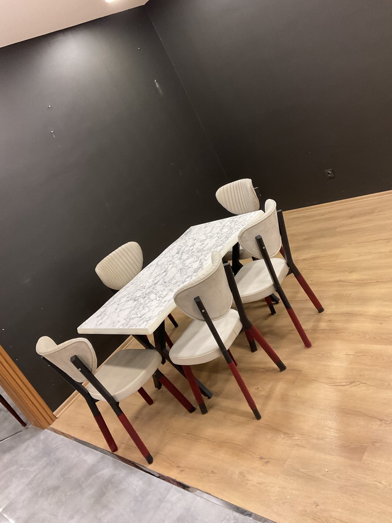 6 CHAISES NILUFER – Image 5
