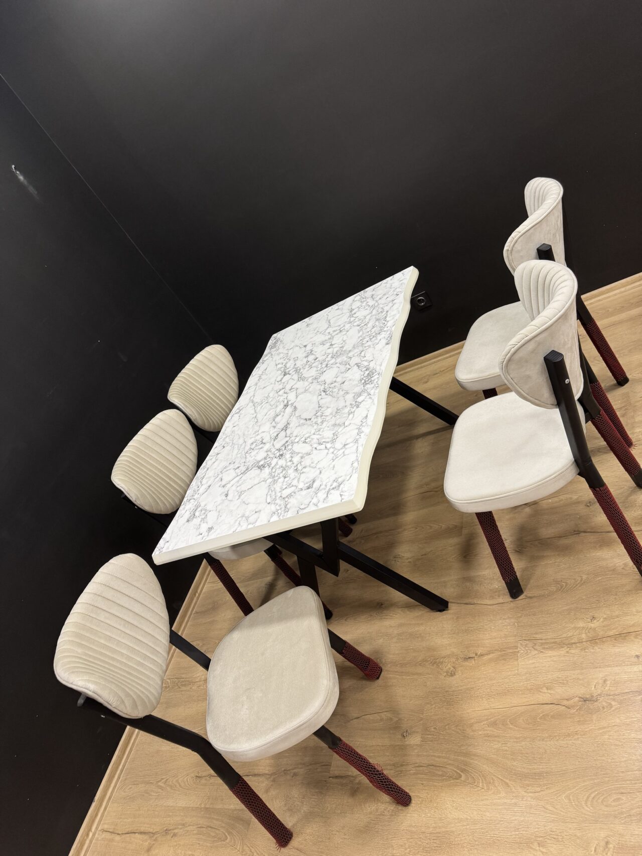 6 CHAISES NILUFER – Image 8