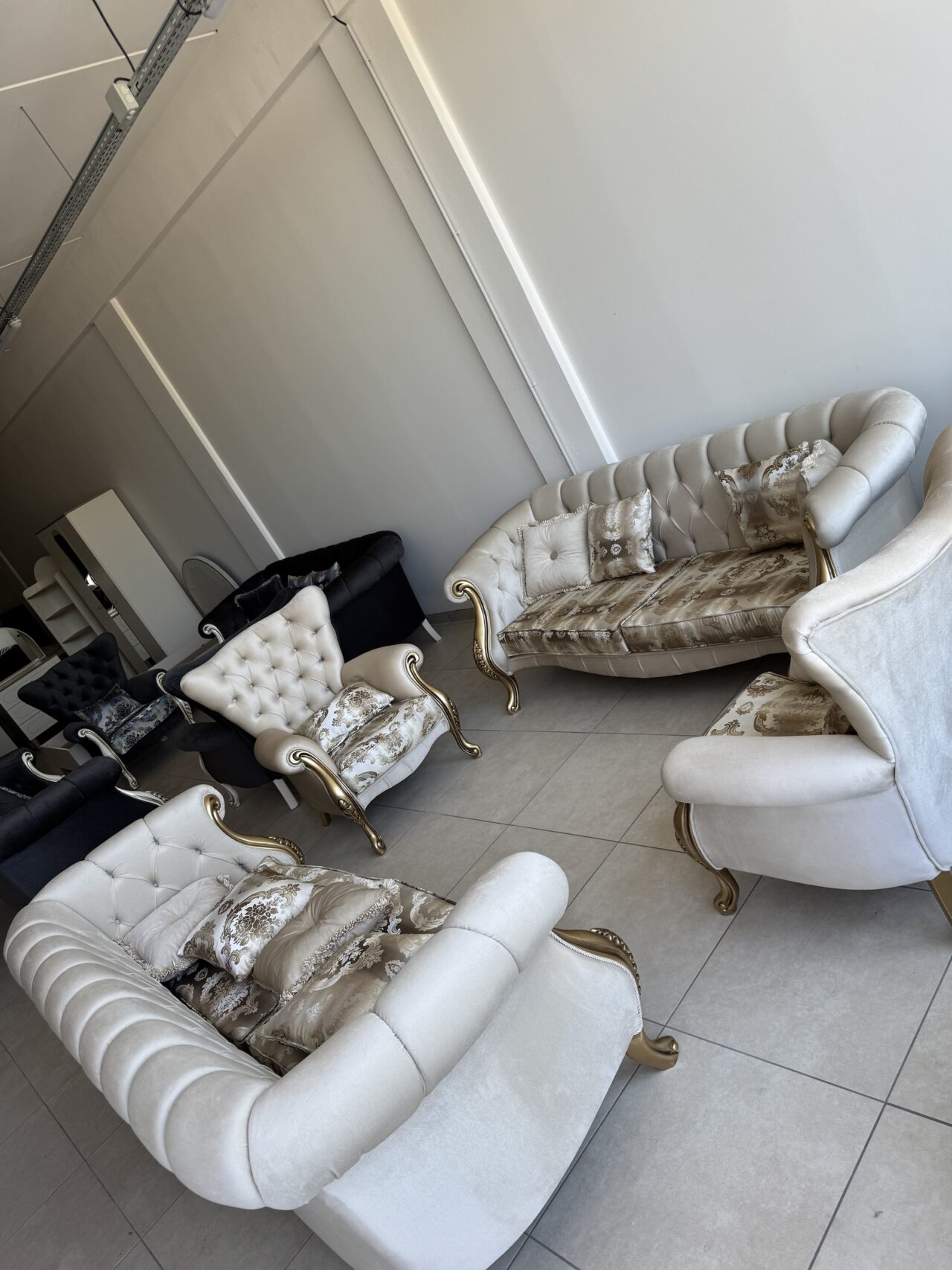 Canapé Baroque 3+3+1+1 gris ou beige