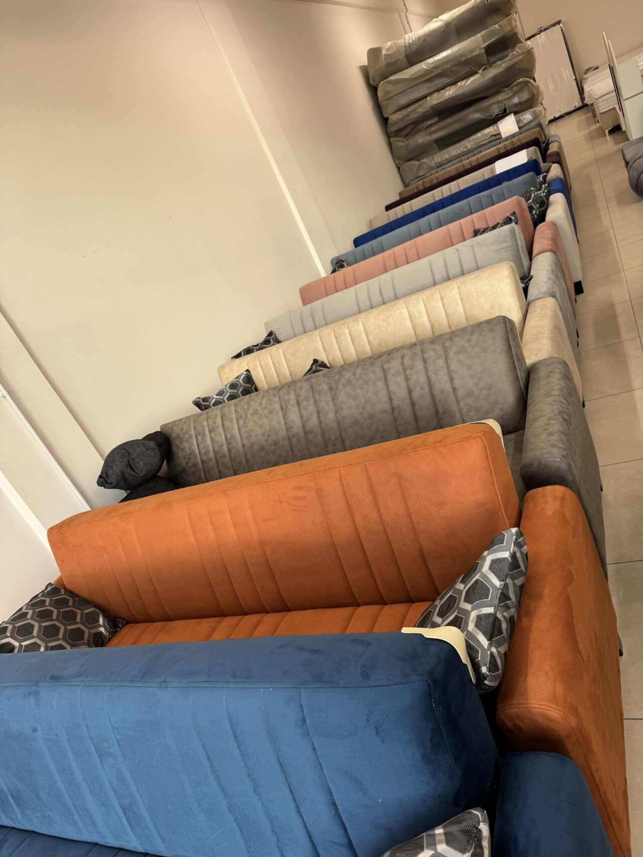 Canapé 3 places convertible avec coffre de rangement 210cm (couleur selon disponibilité) – Image 2