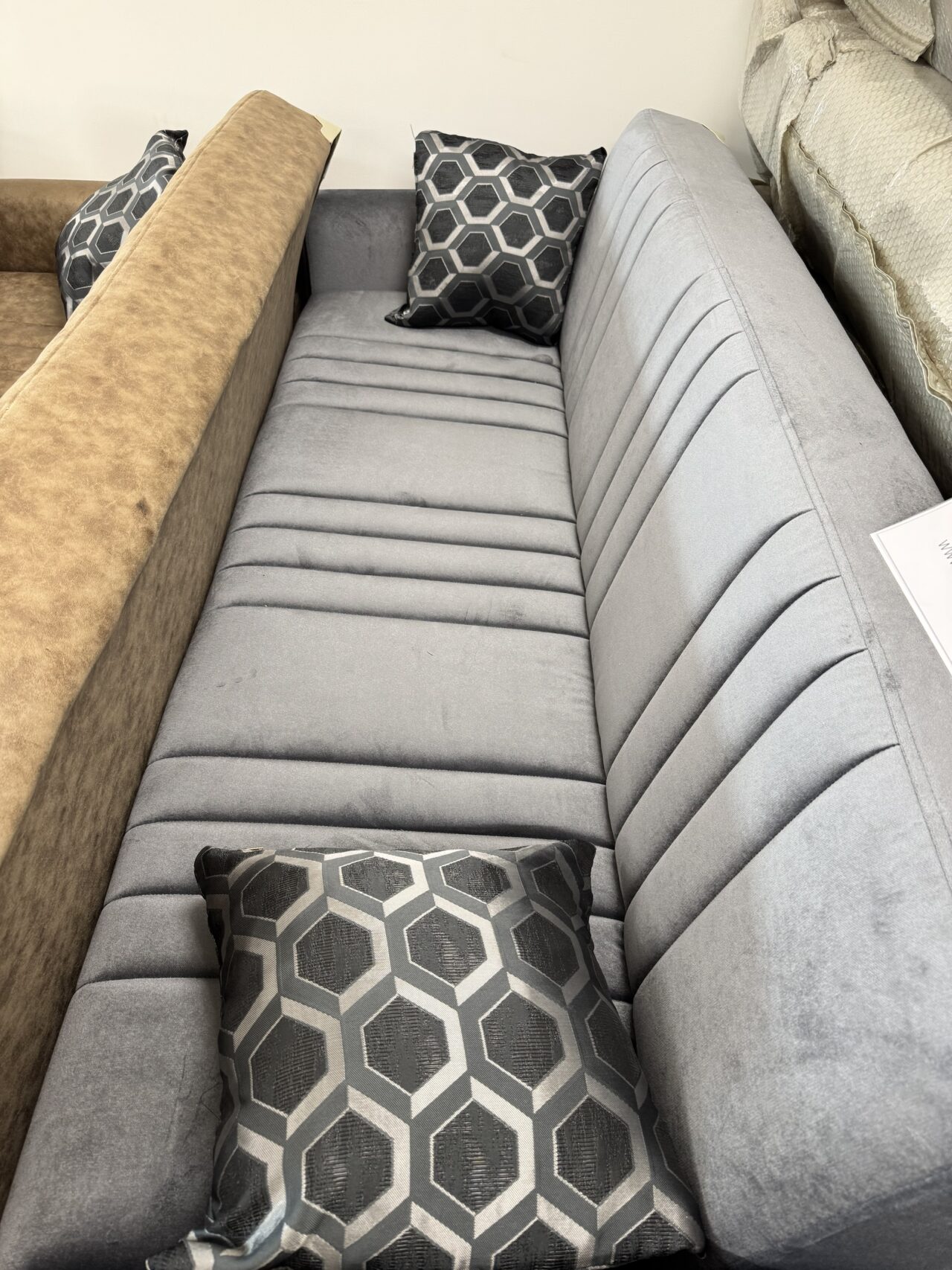Canapé 3 places convertible avec coffre de rangement 210cm (couleur selon disponibilité) – Image 3