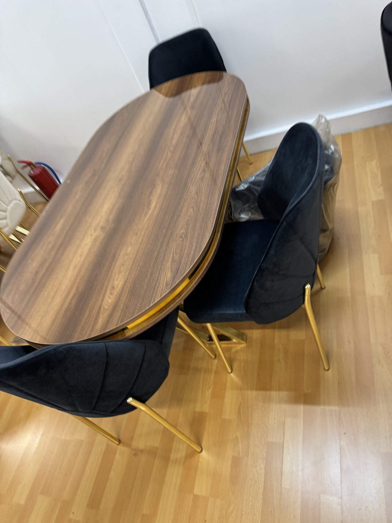 Salle à manger LUXE 6 chaises + table 170x90cm – Image 5