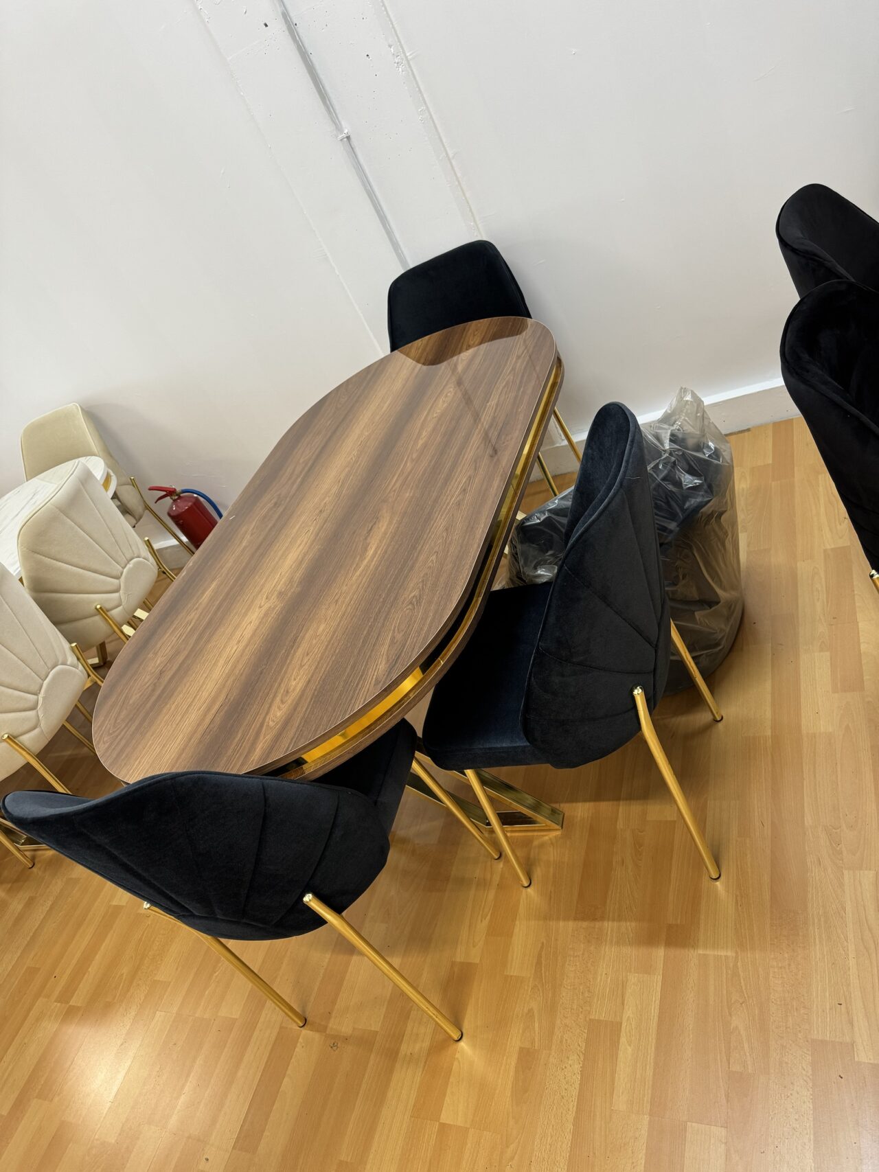Salle à manger LUXE 6 chaises + table 170x90cm – Image 6