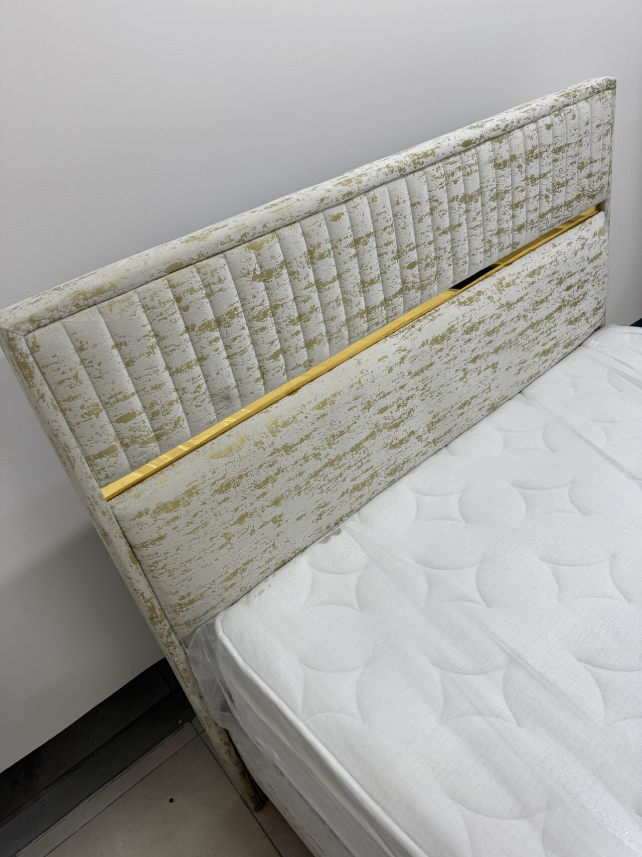 LIT COFFRE 140x190cm VELA avec matelas et surmatelas 25cm à ressort ensachées – Image 3