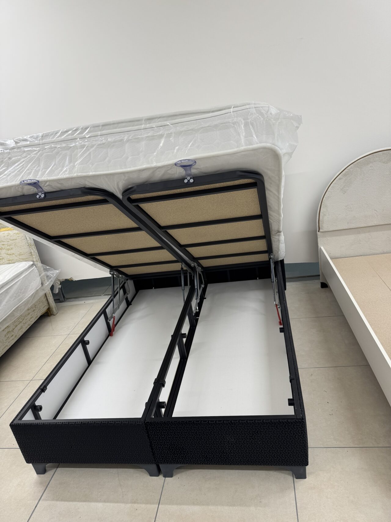 LIT COFFRE 140x190cm VELA avec matelas et surmatelas 25cm à ressort ensachées – Image 5